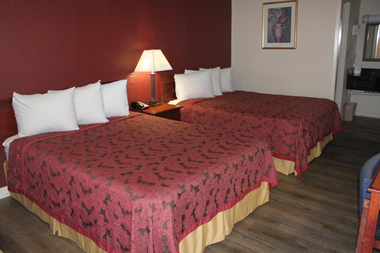 Travel Inn Of Buford Exteriör bild