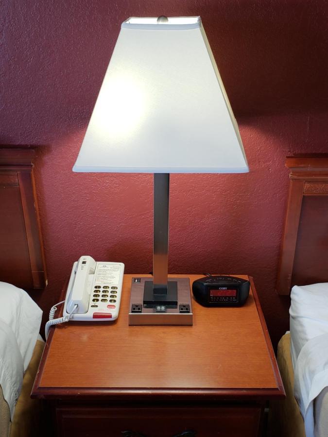 Travel Inn Of Buford Exteriör bild